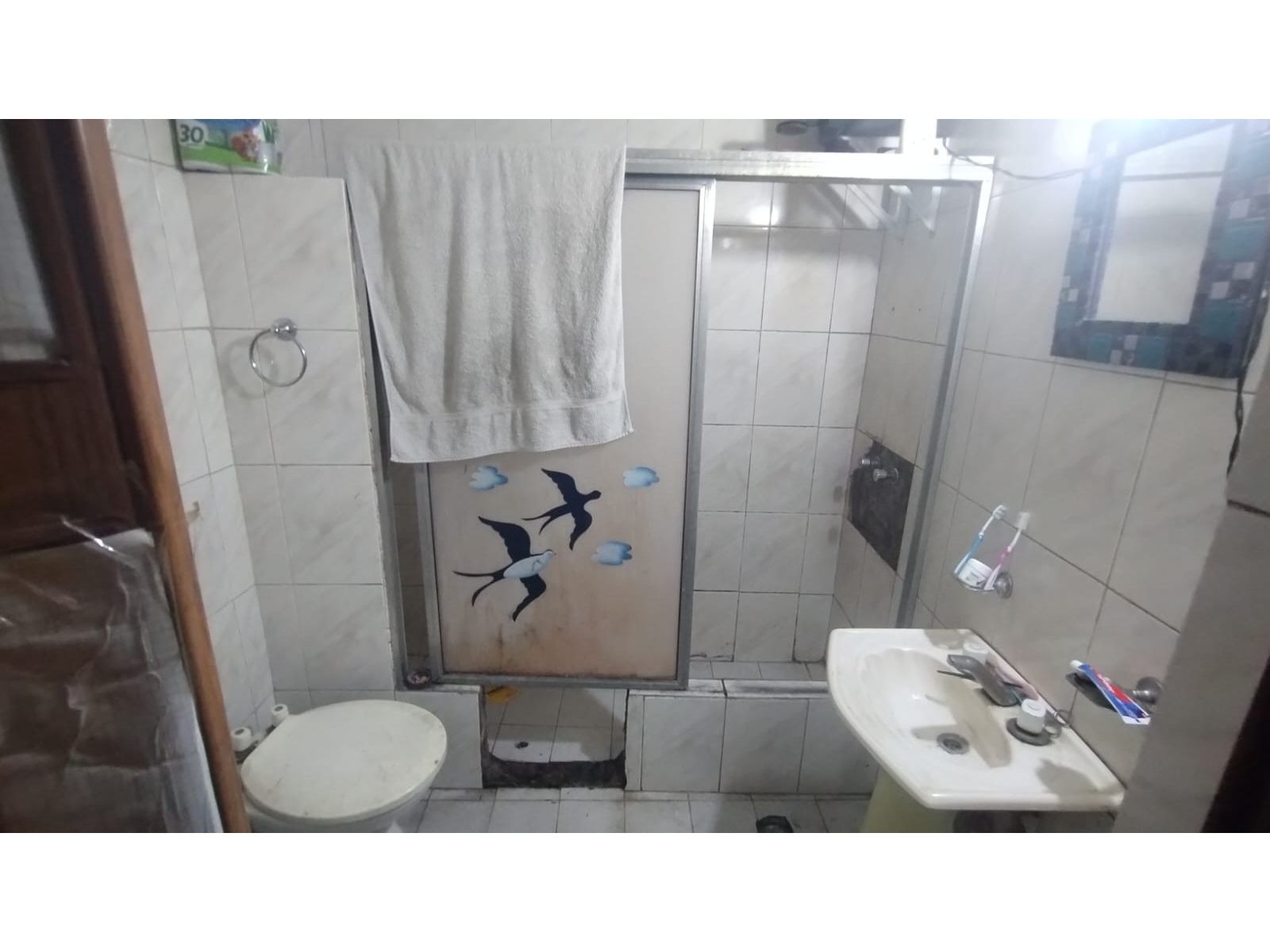 EN VENTA CASA 3 AMBIENTES MORON — foto 2