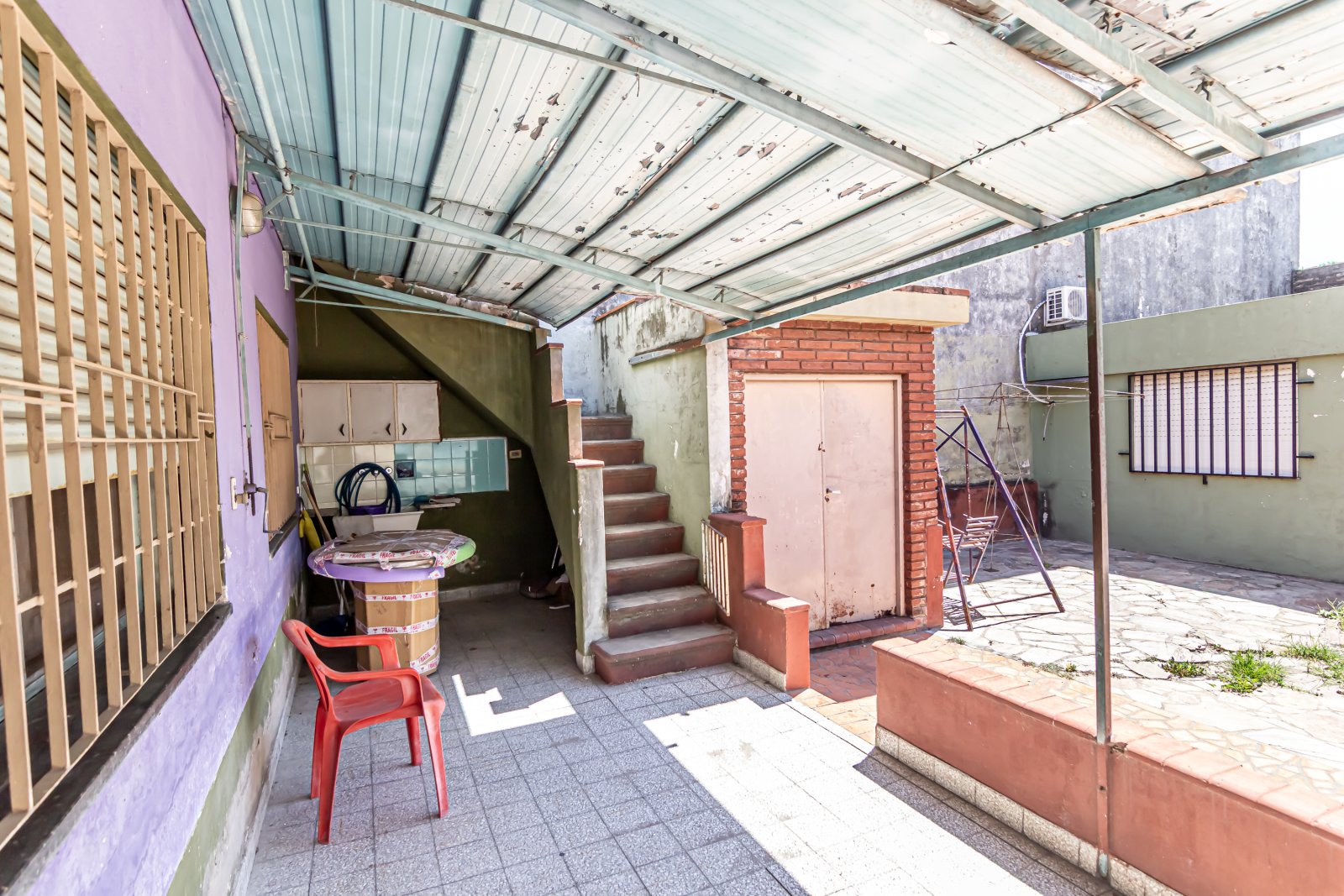 CASA DE 3 DORMITORIOS,COCHERA y PATIO BARRIO INDUSTRIAL — foto 15