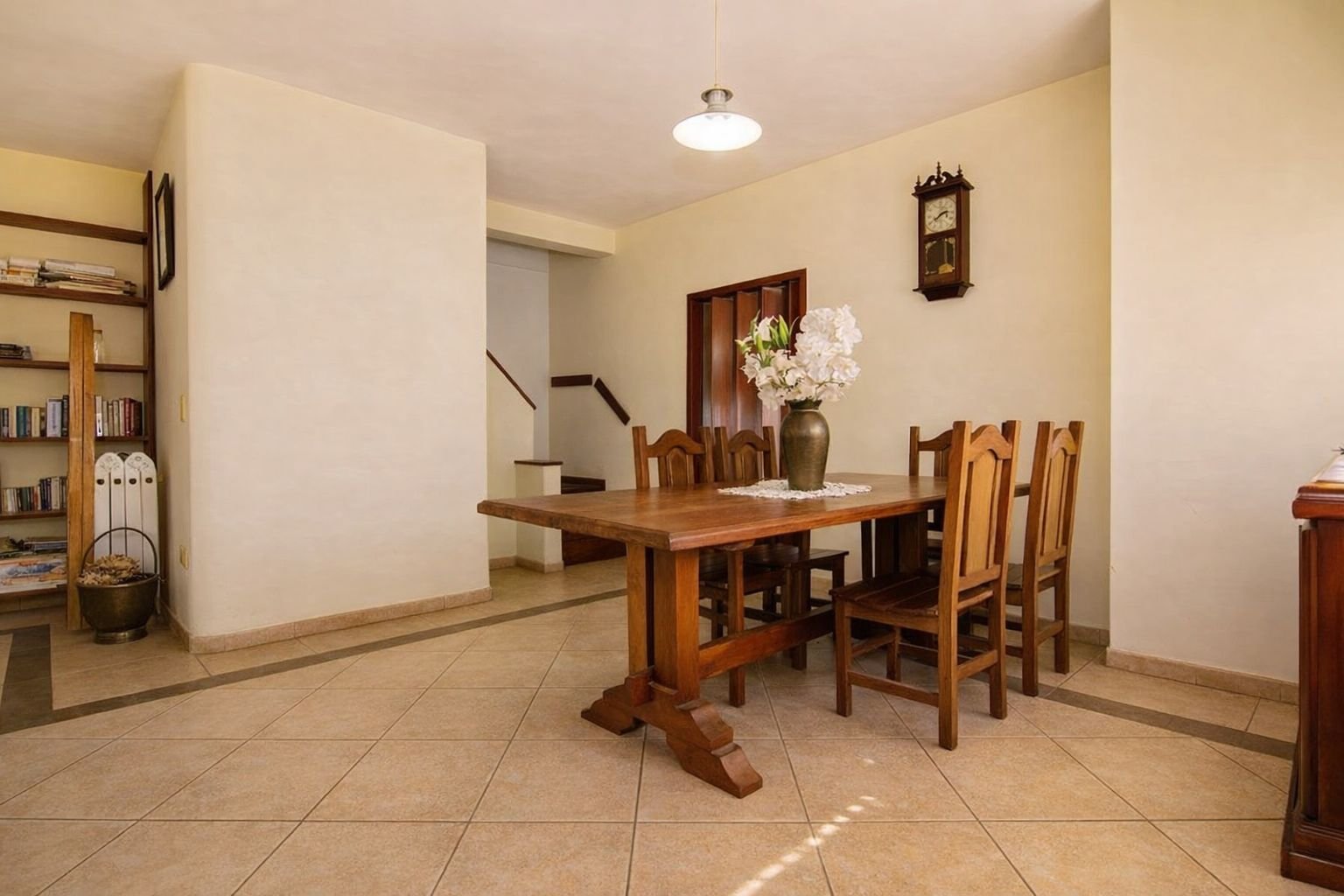 CASA DE 3 DORMITORIOS ARROYITO OESTE — foto 3