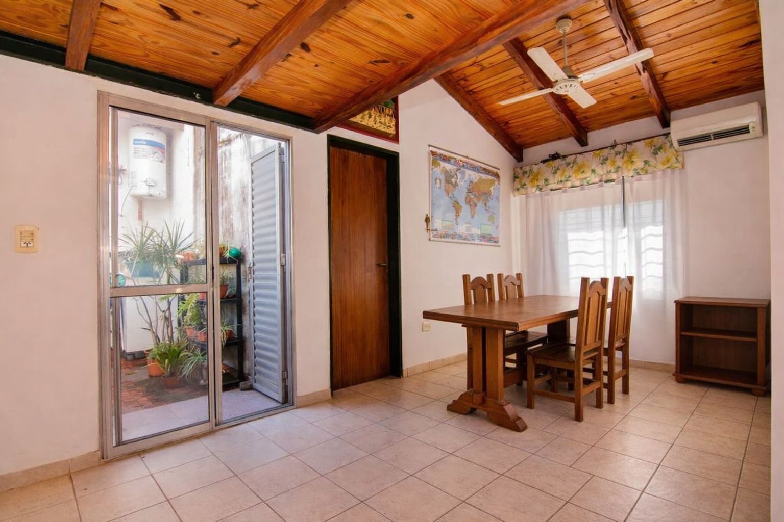 CASA DE 3 DORMITORIOS ARROYITO OESTE — foto 8