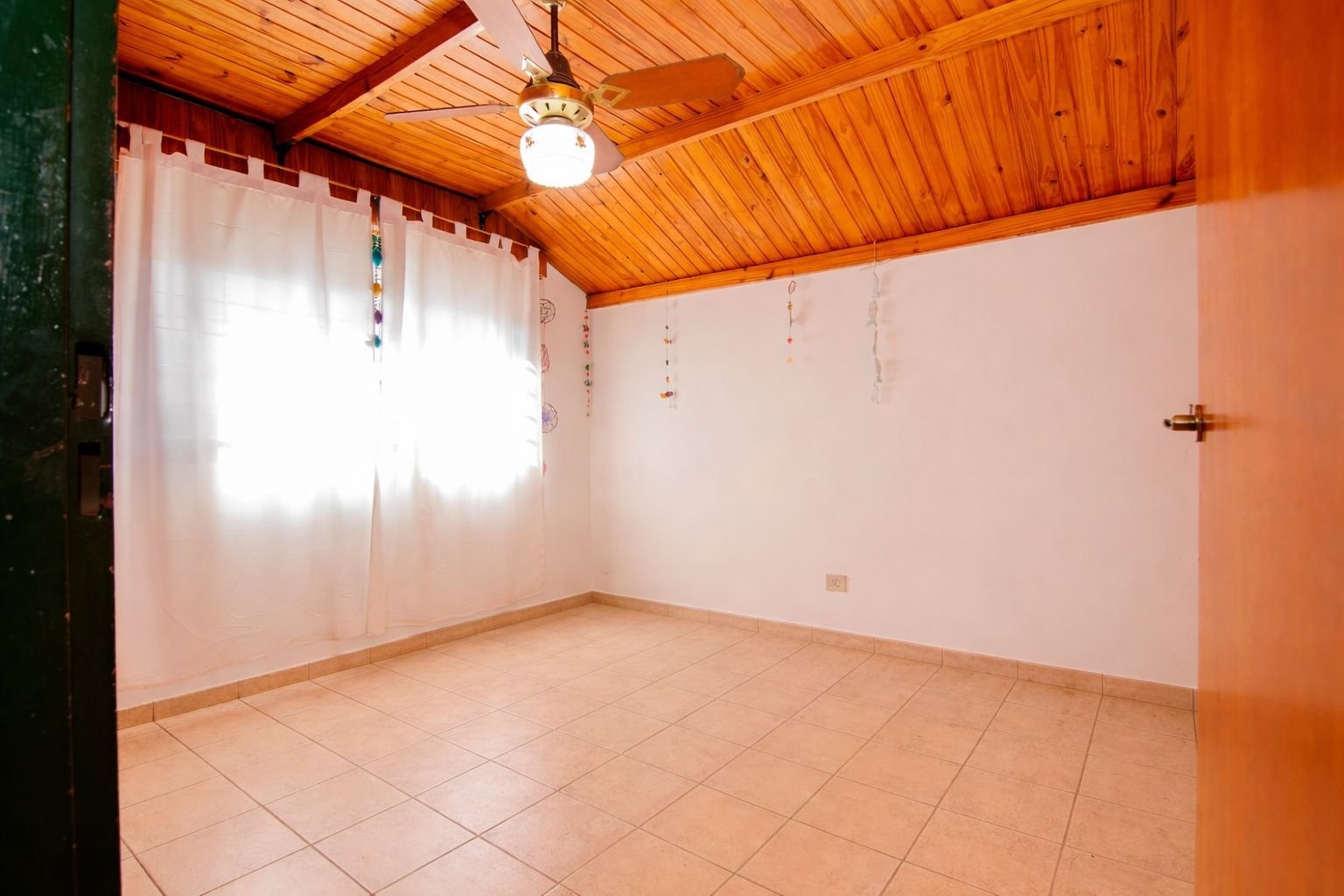 CASA DE 3 DORMITORIOS ARROYITO OESTE — foto 12