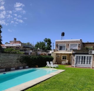 Casas - Capitan Bermudez - Venta