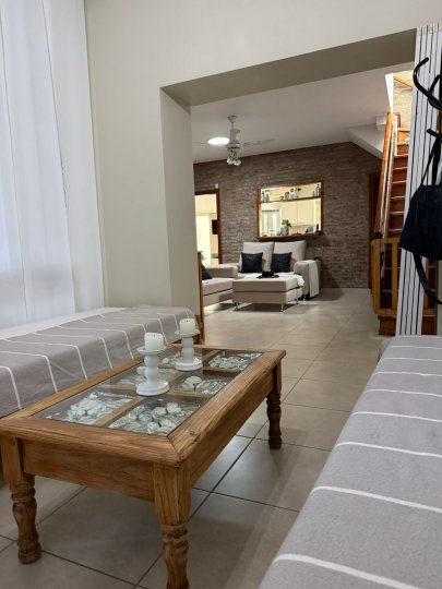 Casas - Capitan Bermudez - Venta