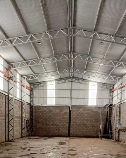 Galpones / Depósitos - San Lorenzo - Venta