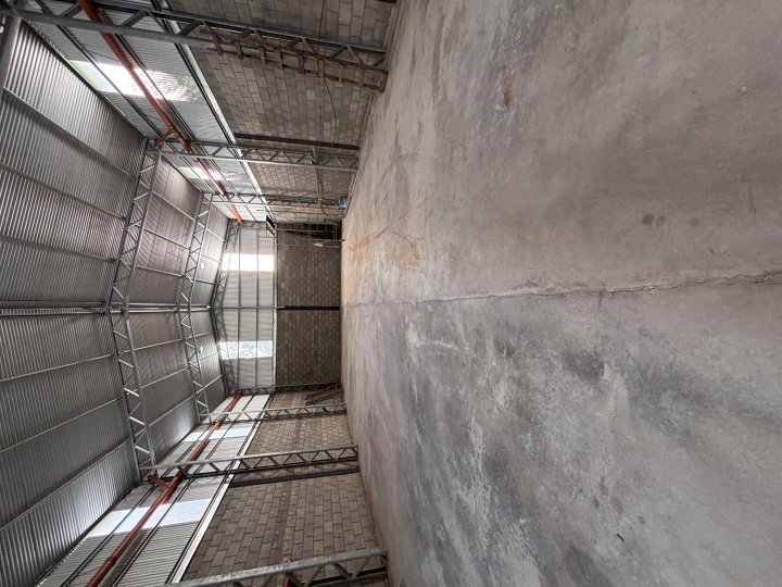 Galpones / Depósitos - San Lorenzo -  Alquiler