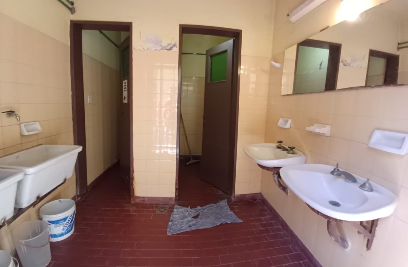 HOTEL FAMILIAR / PENSIÓN EN VENTA –NUEVO VALOR ! 11 HABITACIONES + DEPTO + AMPLIACIÓN – MORÓN SUR — foto 11