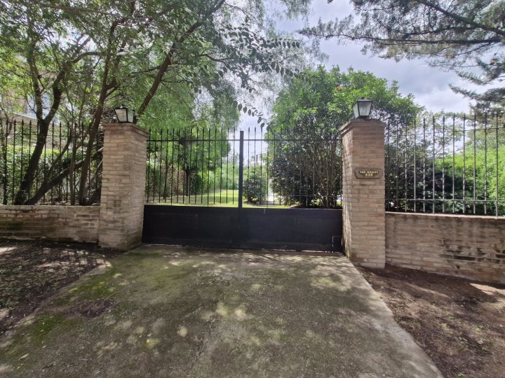 Exclusiva propiedad en Villa Parque Siquiman