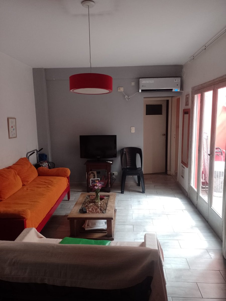 Floresta, Segurola 1100, 2 amb, 56m2, u$S 92.000