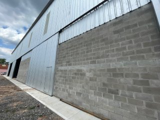Galpones / Depósitos - Perez -  Alquiler