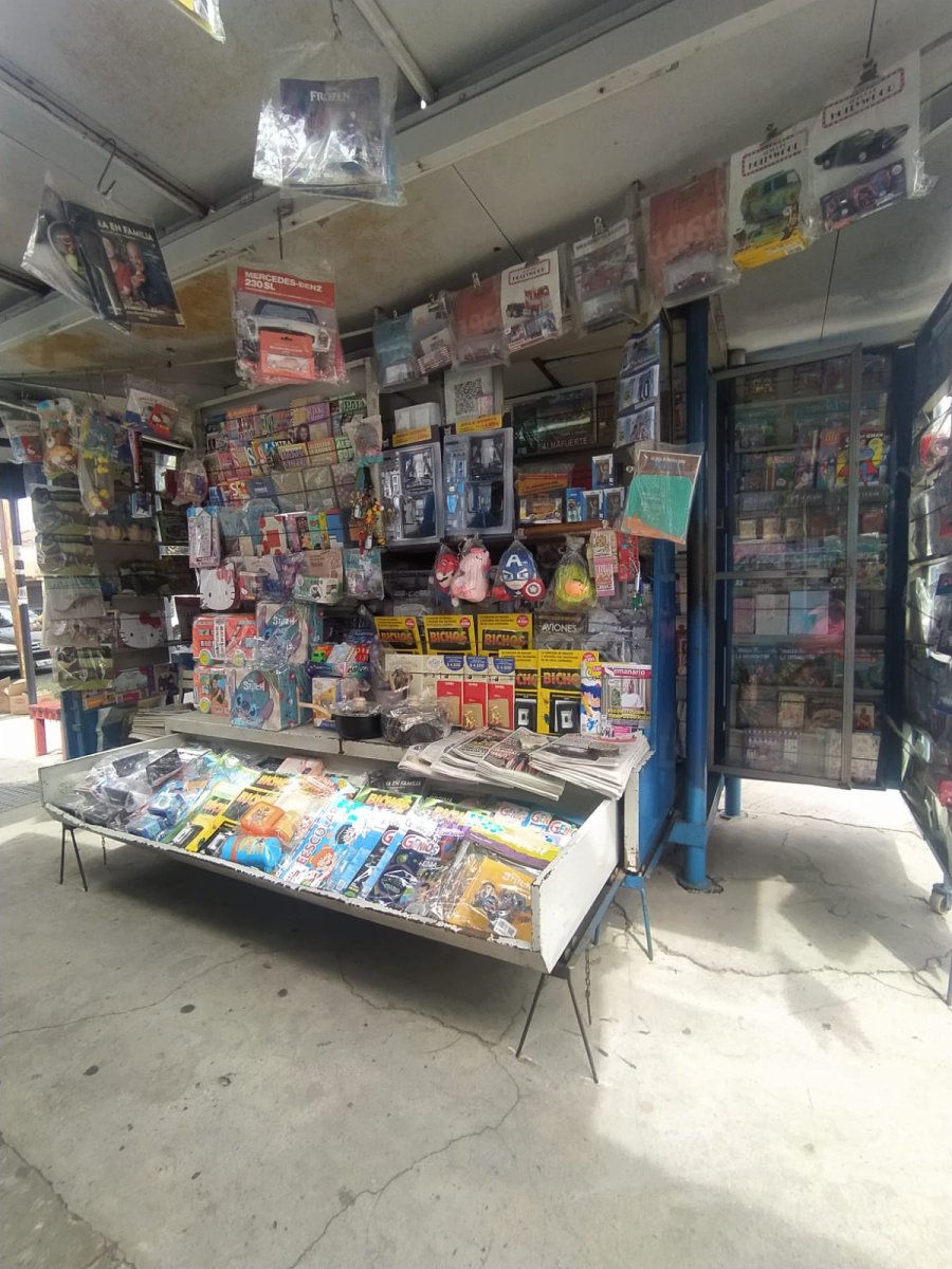 Venta de Fondo de Comercio " Puesto de Diario con Reparto" — foto 3