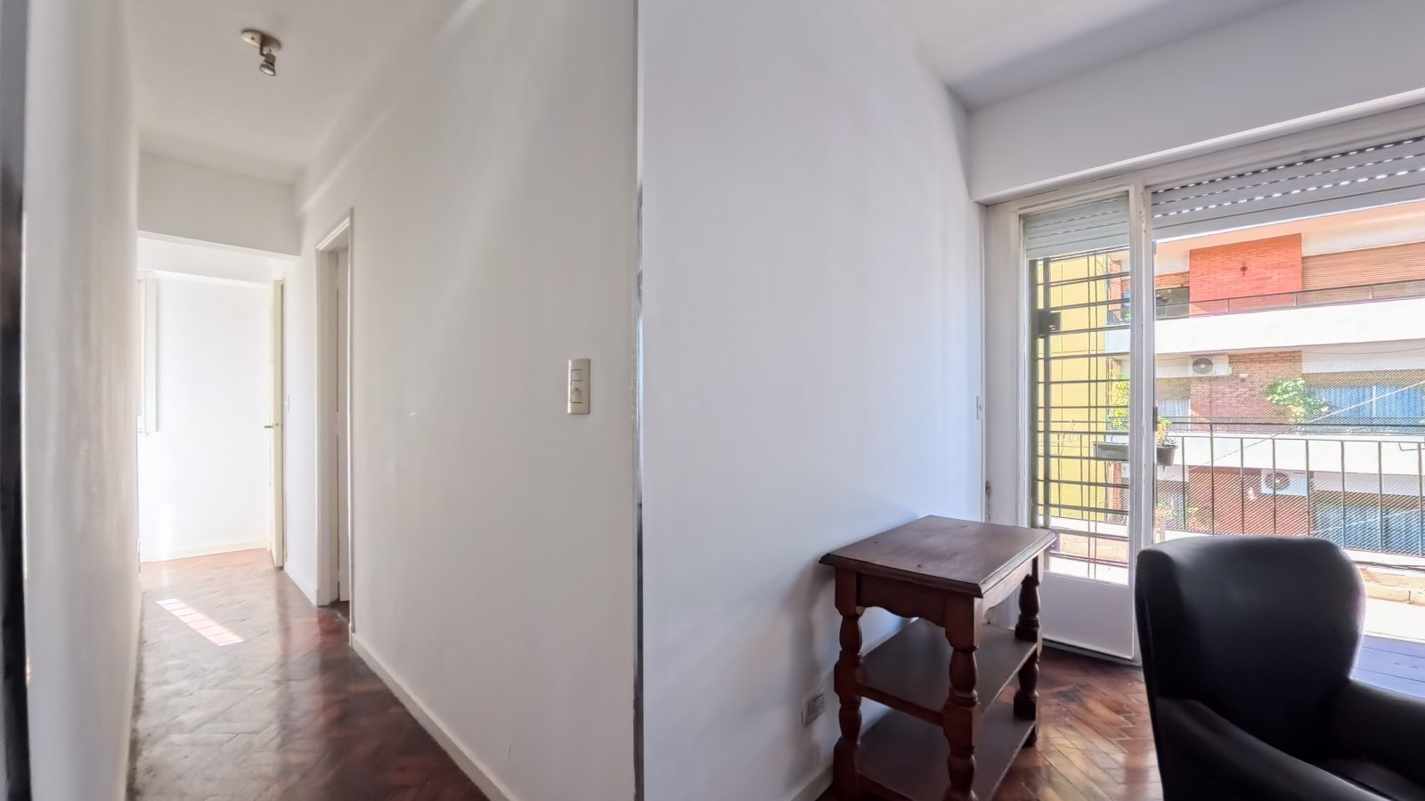 Excelente 3 Ambientes en Esquina con Balcón Corrido – Súper Luminoso y en Ubicación Privilegiada — foto 12