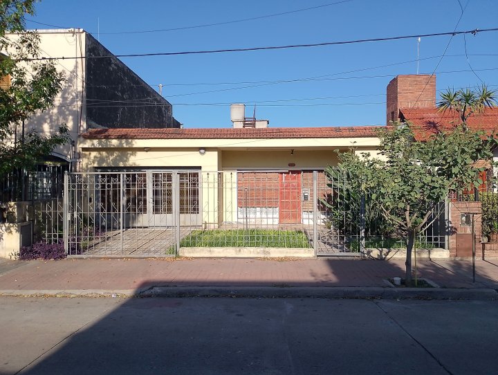 CASA EN VENTA LOS NARANJOS