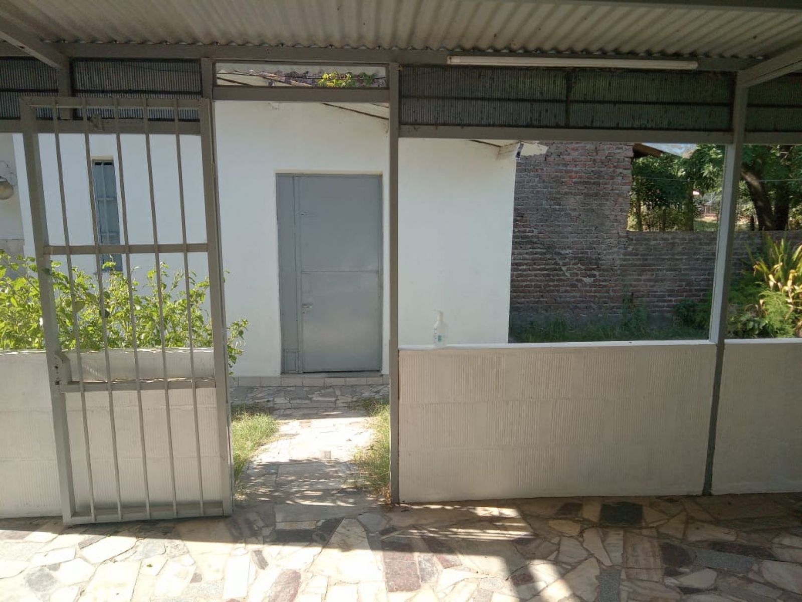 BARRIO TANGO CASA SOBRE 3 LOTES — foto 6