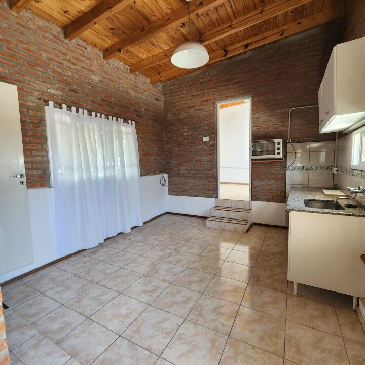 Departamentos de pasillo - Rosario -  Alquiler