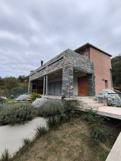 CASA 3 DORMITORIOS VILLA CARLOS PAZ, VILLA DEL LAGO AMOBLADA COMPLETA