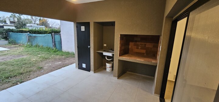 Casas - Roldan - Venta