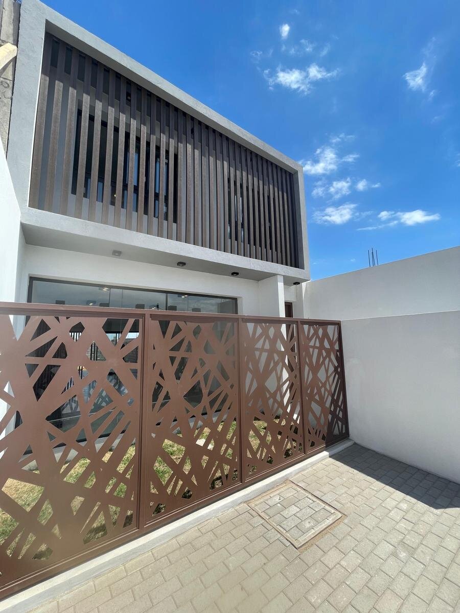 VENTA | Dúplex en Nobutown – Oportunidad para inversor -- Manzana 121 – Lote 3 | 3 dormitorios | 164 m² cubiertos