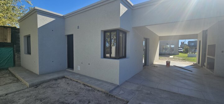 Casas - Roldan - Venta