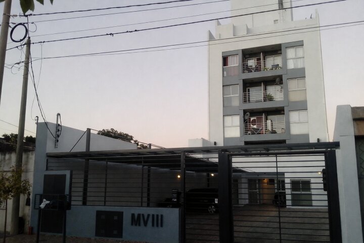 Venta Departamento Bº San Martín.