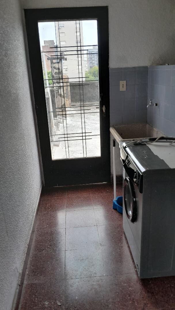 Depto. 1 Dormitoro Colón 1968 3° Piso — foto 6