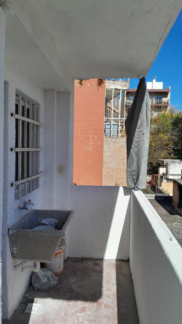 Depto. 1 Dormitorio Colon 1968 2° Pisso — foto 5