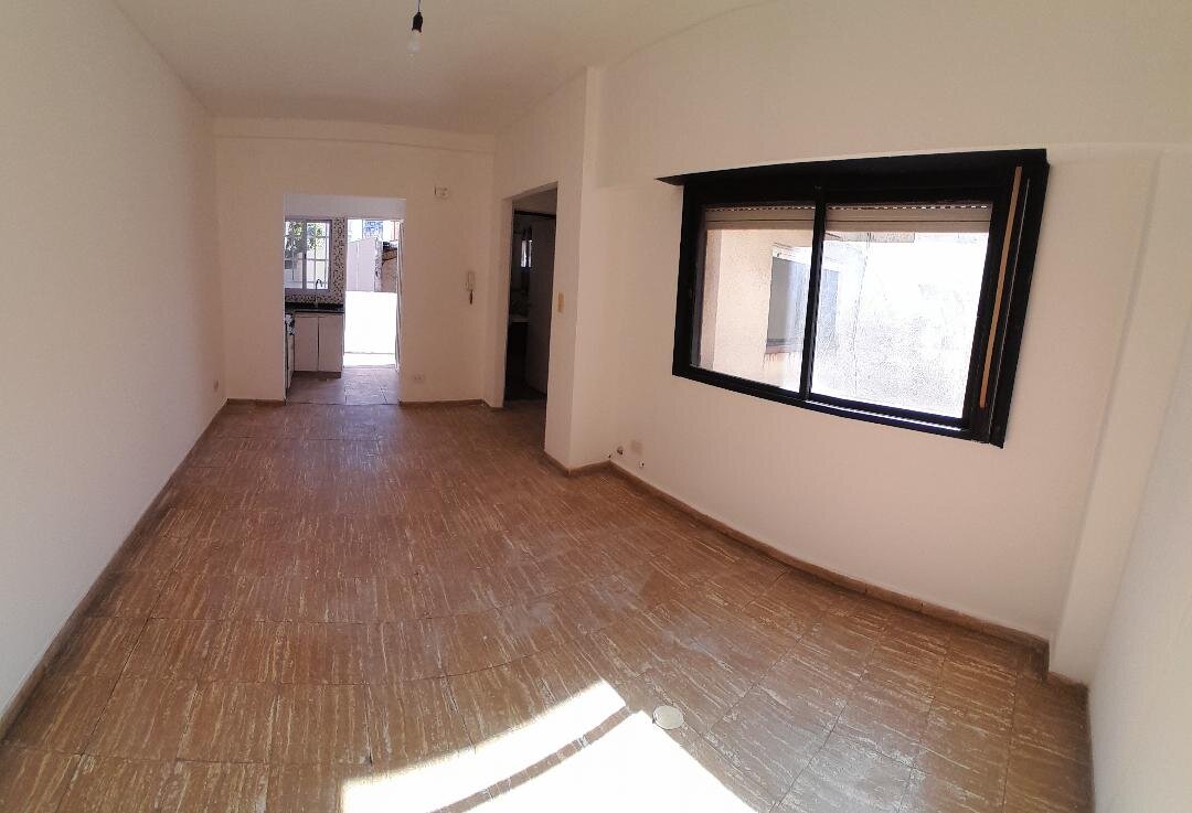 Depto. 1 Dormitorio Colon 1968 2° Pisso — foto 3