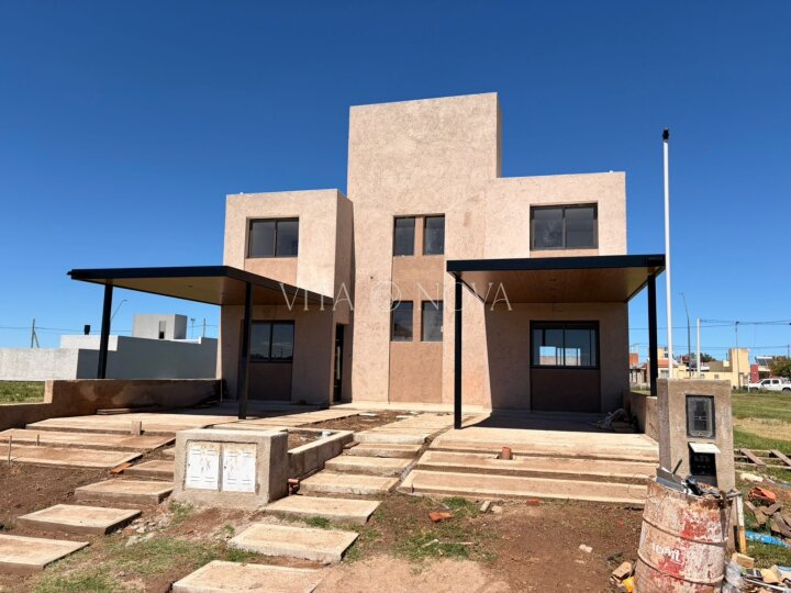 VENTA DUPLEX A ESTRENAR 2 DORM - CUESTAS DE MANANTIALES