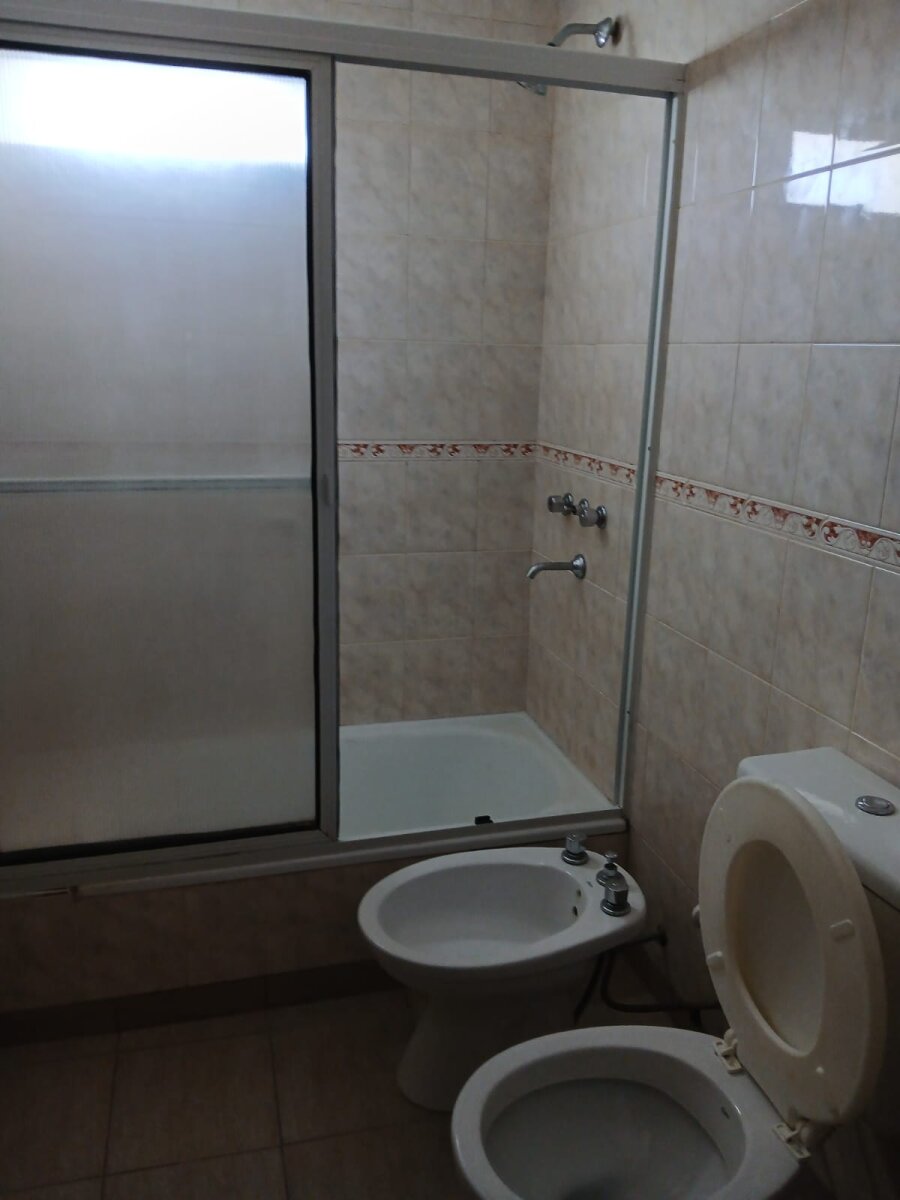 Alquiler - Depto en planta alta de 1 dormitorio! Congreso 193 - 8