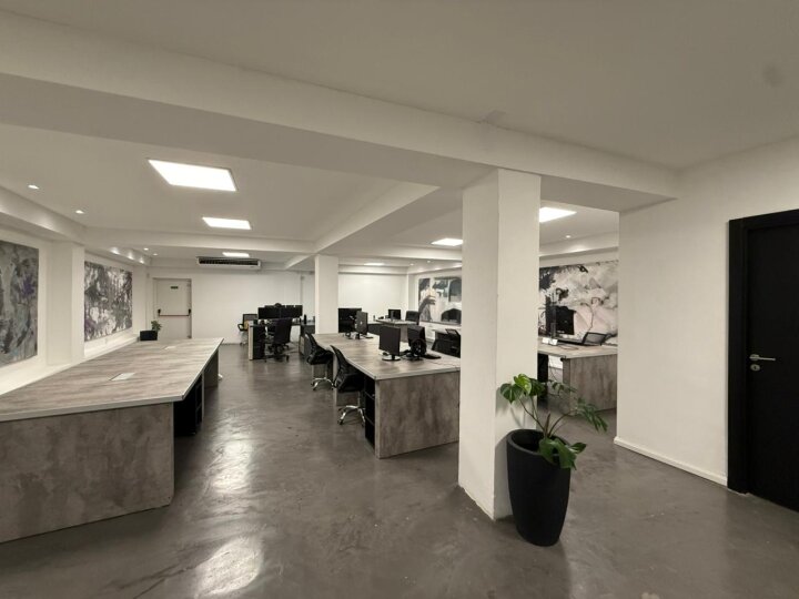 Oficinas en Venta - Barrio Las Palmas