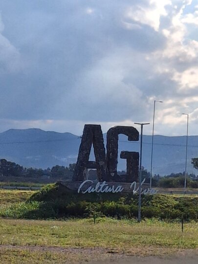 LOTE APTO DUPLEX EN TRES GRACIAS -ALTA GRACIA, CÓRDOBA-