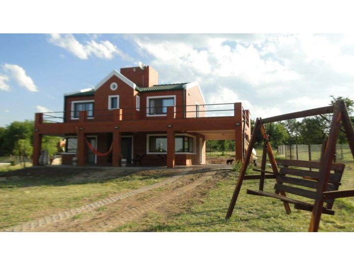 Casa Quinta de 3 Dormitorios en las Sierras - Complejo  Keoken Tanti