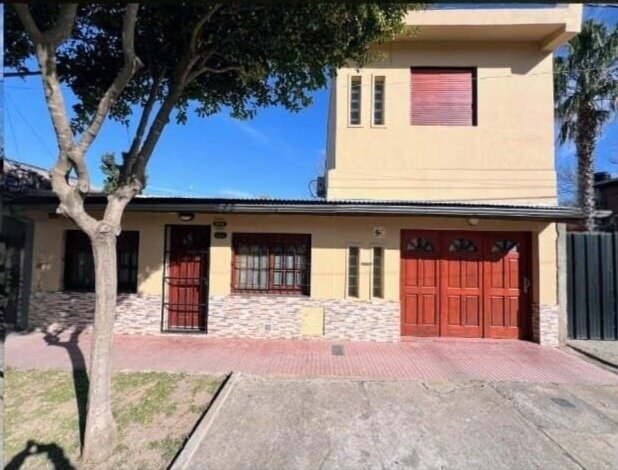 Granadero Baigorria, Junin 1000