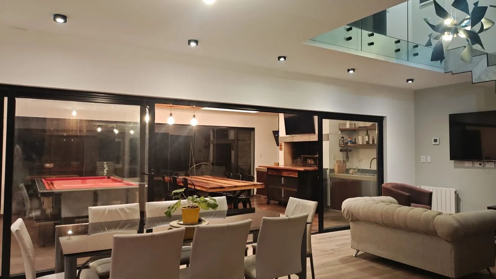 PROPIEDAD PREMIUM TEJAS 4 / DORMITORIOS / SUITE / JACUZZI Y PILETA