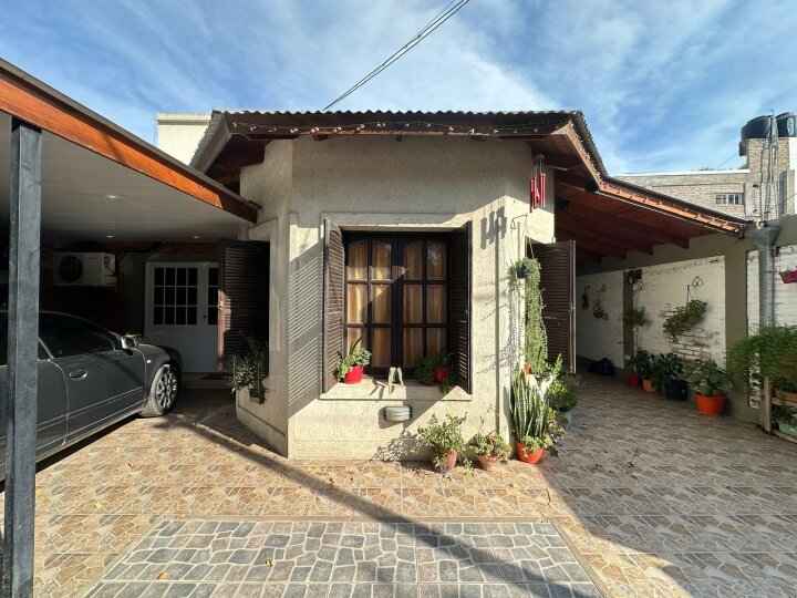 Casas - Funes - Venta