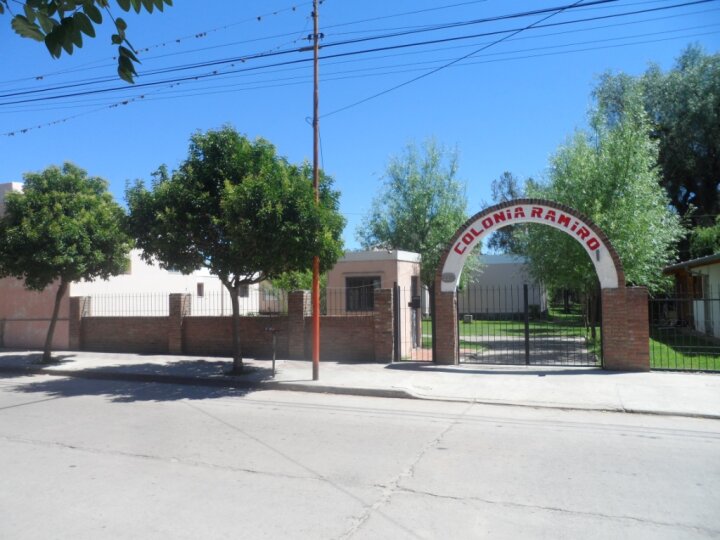 SE VENDE COMPLEJO TURÍSTICO EN CÓSQUIN ZONA CÉNTRICA