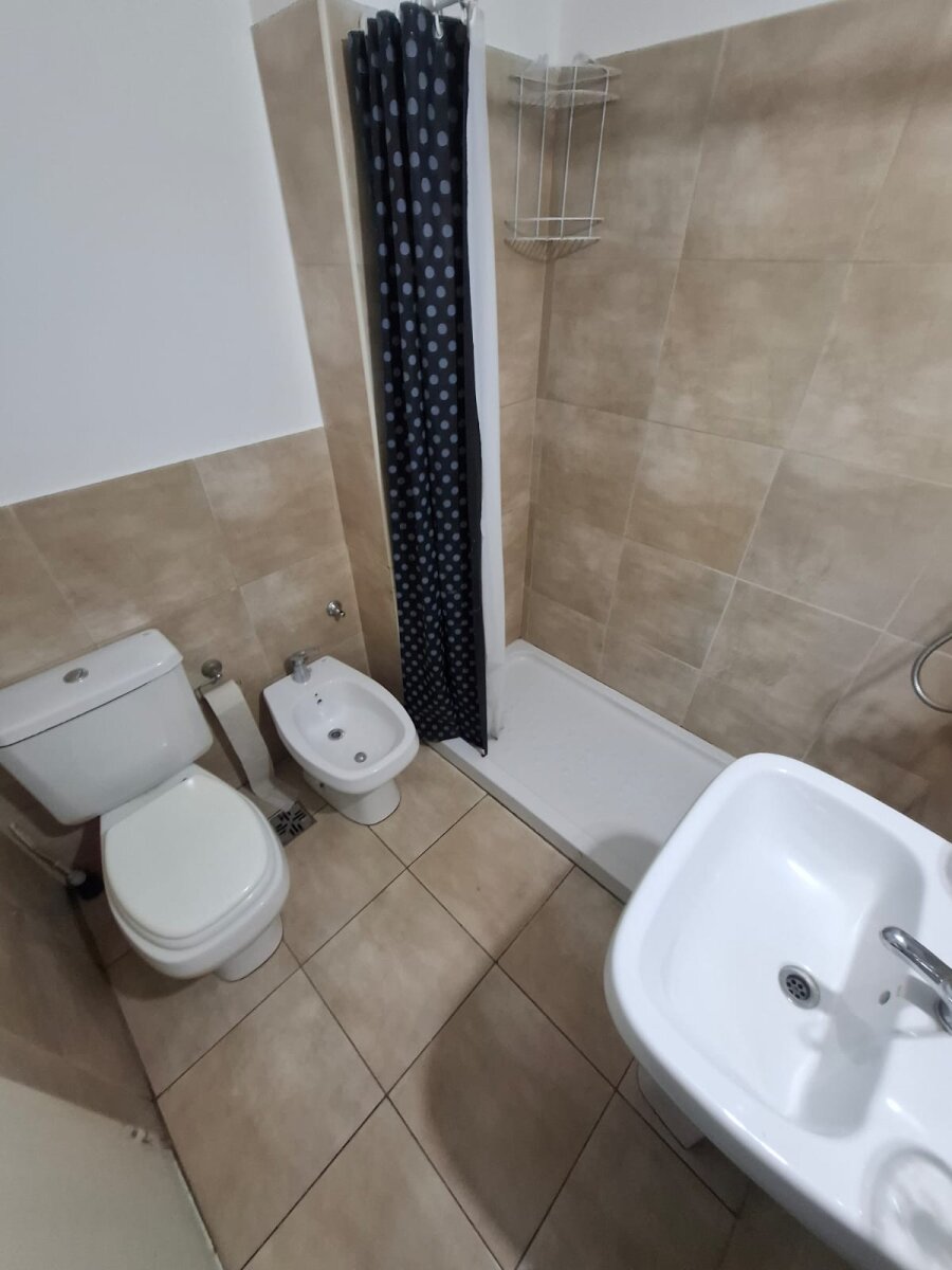 3 de Febrero 2445 - 1 dormitorio al frente con balcón — foto 9