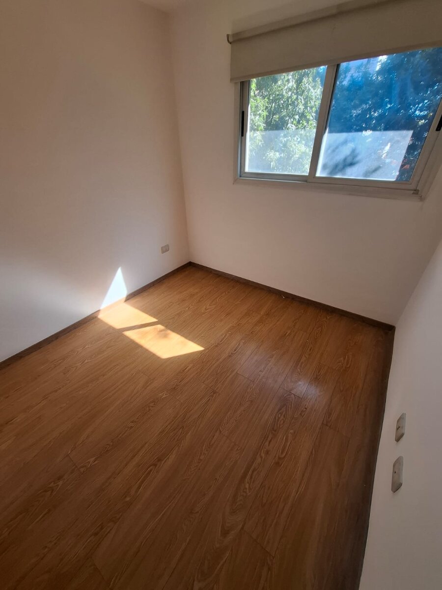 3 de Febrero 2445 - 1 dormitorio al frente con balcón — foto 6