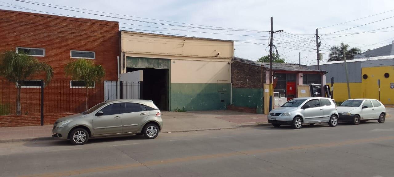 Galpón con salida a dos calles zona norte — foto 2