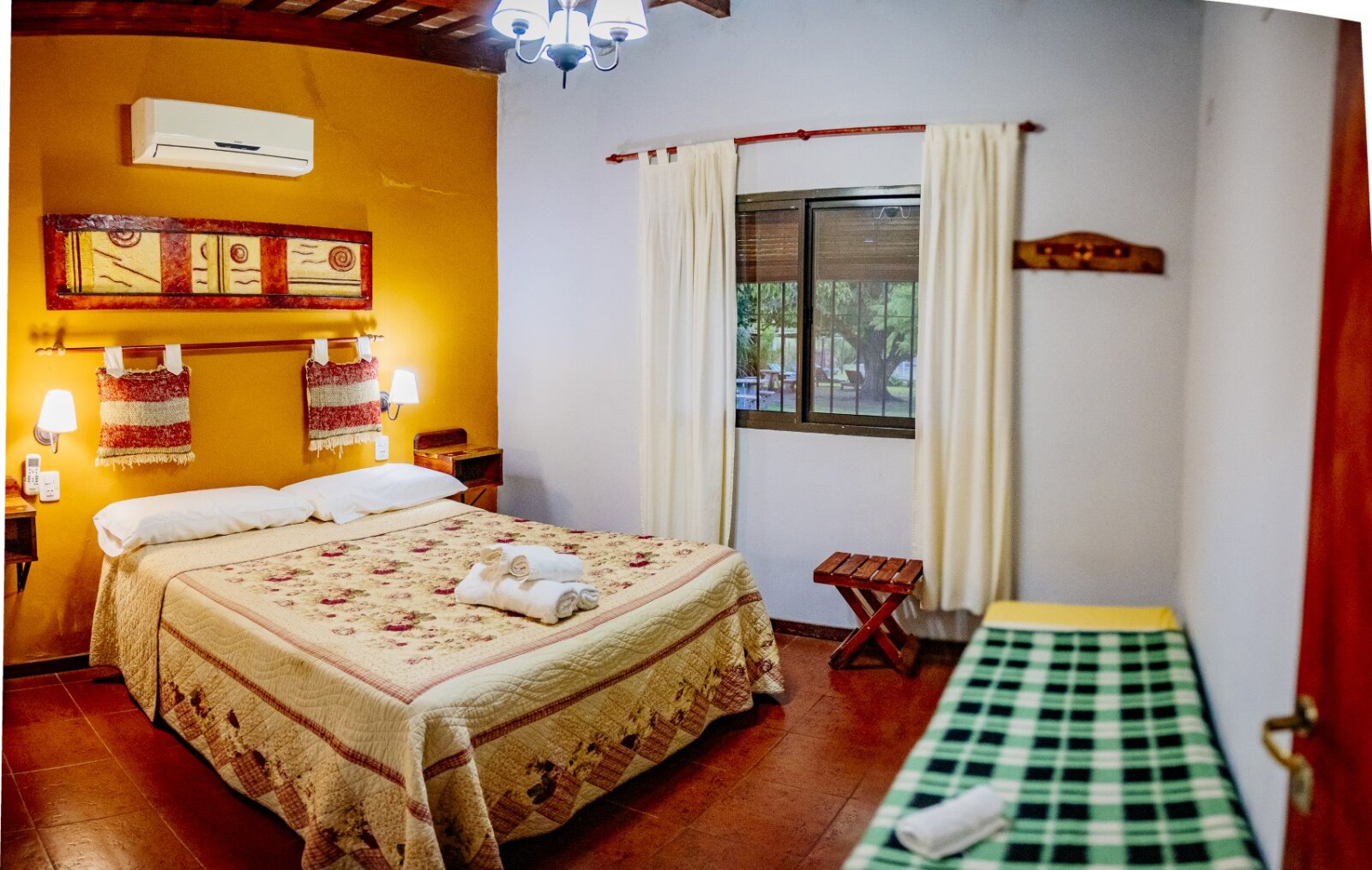 Complejo turistico El Zorzal - cabañas, pileta, amplio parque, en excelente zona - 33