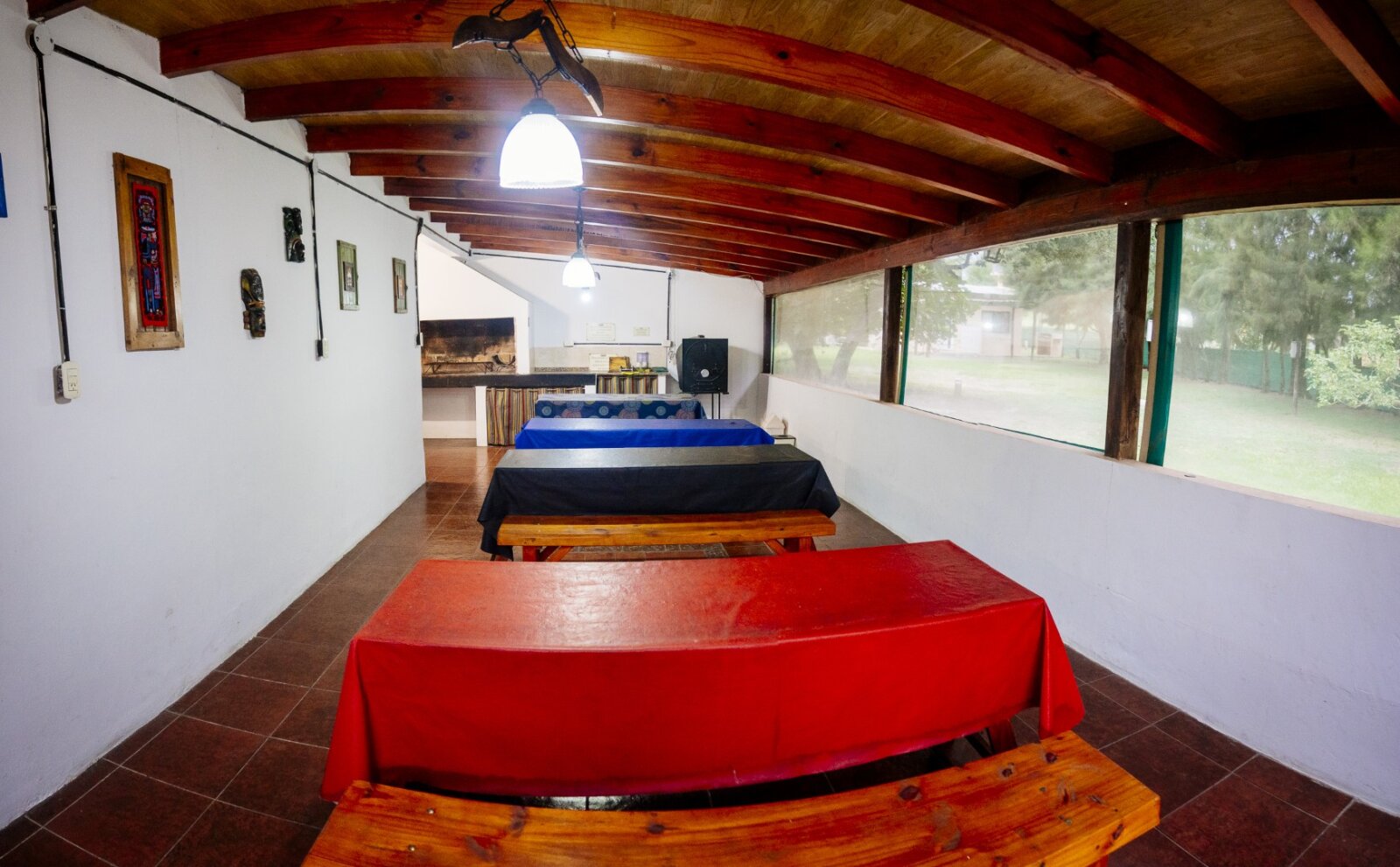 Complejo turistico El Zorzal - cabañas, pileta, amplio parque, en excelente zona - 12