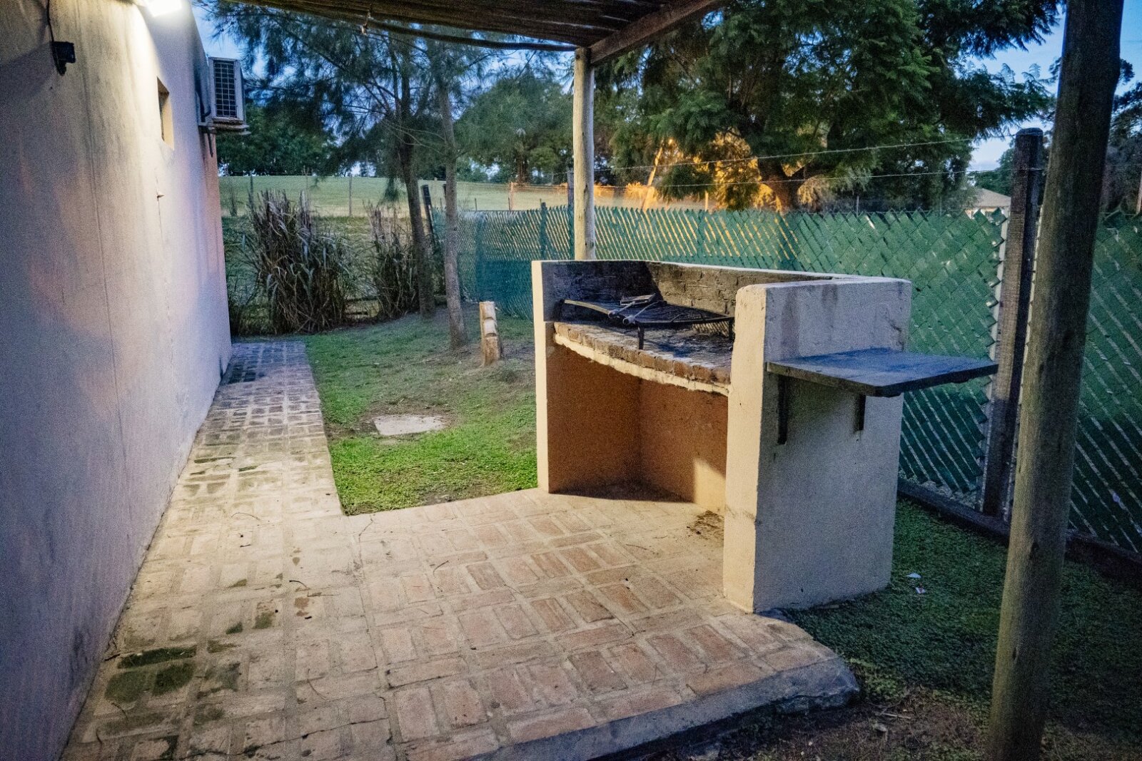 Complejo turistico El Zorzal - cabañas, pileta, amplio parque, en excelente zona - 45