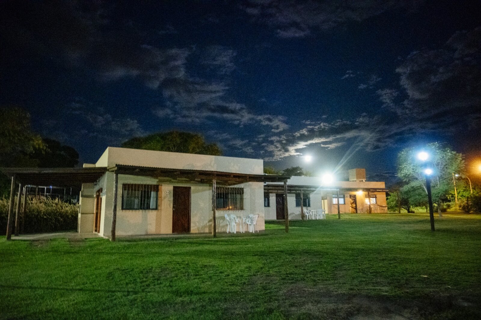 Complejo turistico El Zorzal - cabañas, pileta, amplio parque, en excelente zona - 68