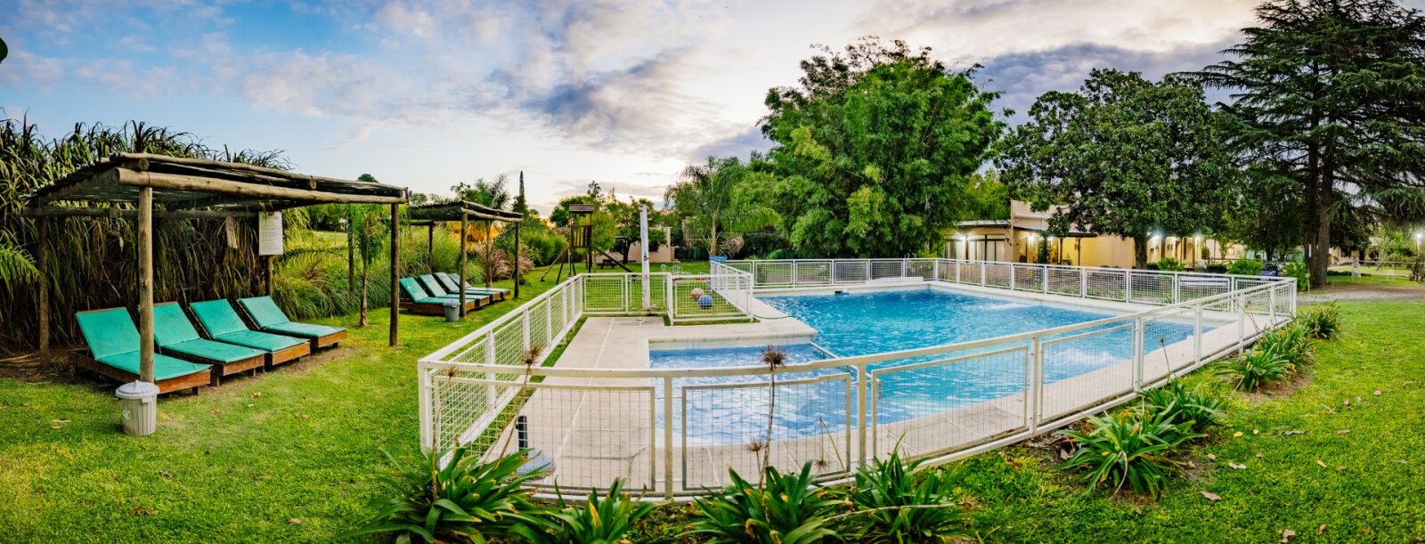 Complejo turistico El Zorzal - cabañas, pileta, amplio parque, en excelente zona - 42