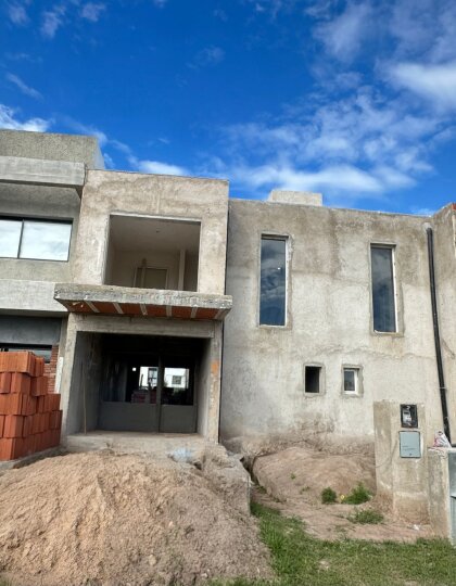 Dúplex en Venta COLINAS DE MANANTIALES