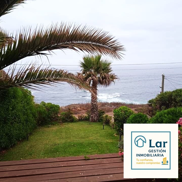 Venta hermosa Casa en Quintero 12