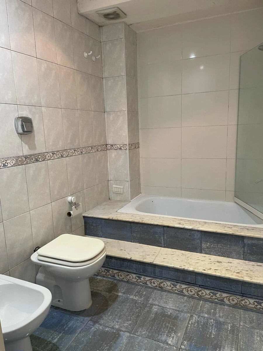 Tres Ambientes , Balcón, Lavadero , Baño, Toilette Y Vestidor — foto 14