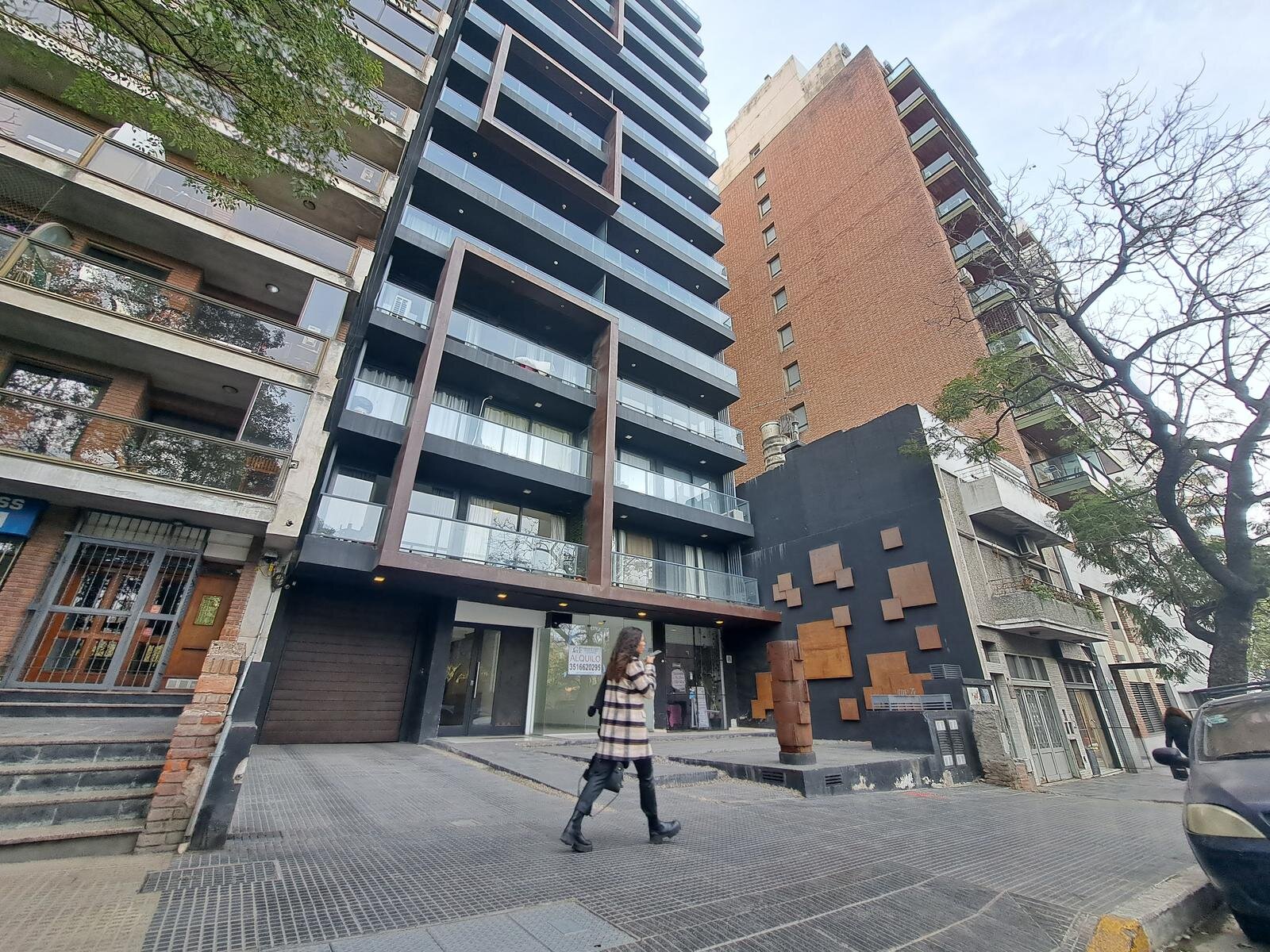 AV. LUGONES | SAN LORENZO | 2PISO B - 17