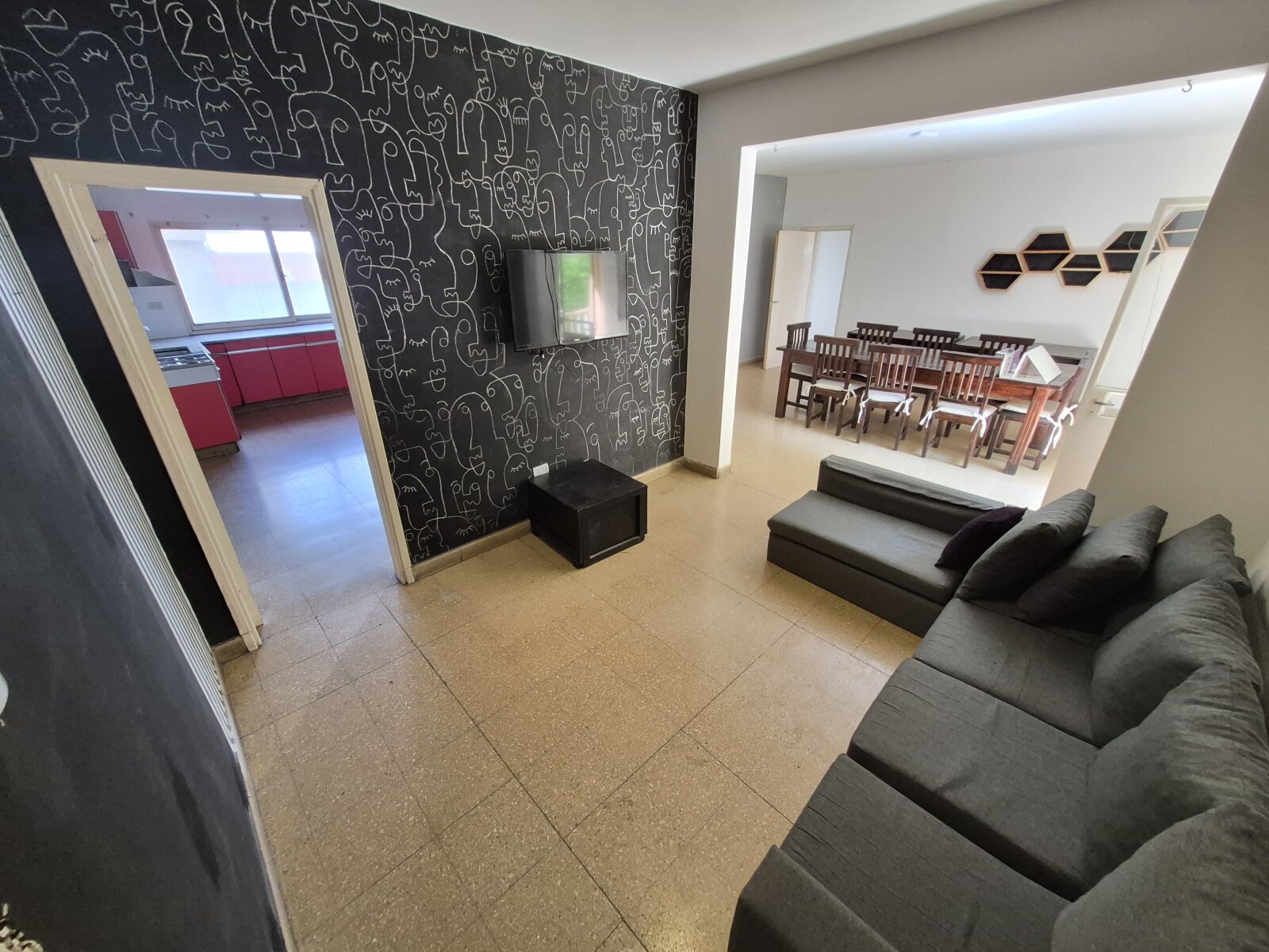 ALQUILER PISO ENTERO EN 1 PISO BRASIL ESQUINA VELEZ SARSFIELD NUEVA CORDOBA