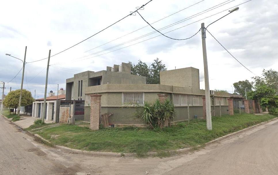ANTONIO SOBRAL | PUBLICA A | Bº LOS ROBLES - 10
