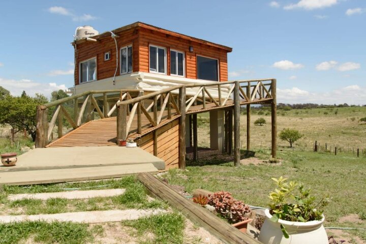 CABAÑA EN POTRERO DE GARAY
